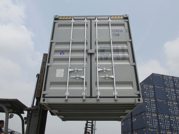 10ft-shipping-container-grey-in-air