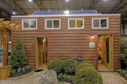 lone-star-shipping-container-home-1